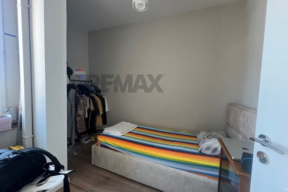 Vlore, shitet apartament 2+1+Ballkon Kati 8, 67 m² 124.500 € (Rruga Sadik Zotaj, Vlore)