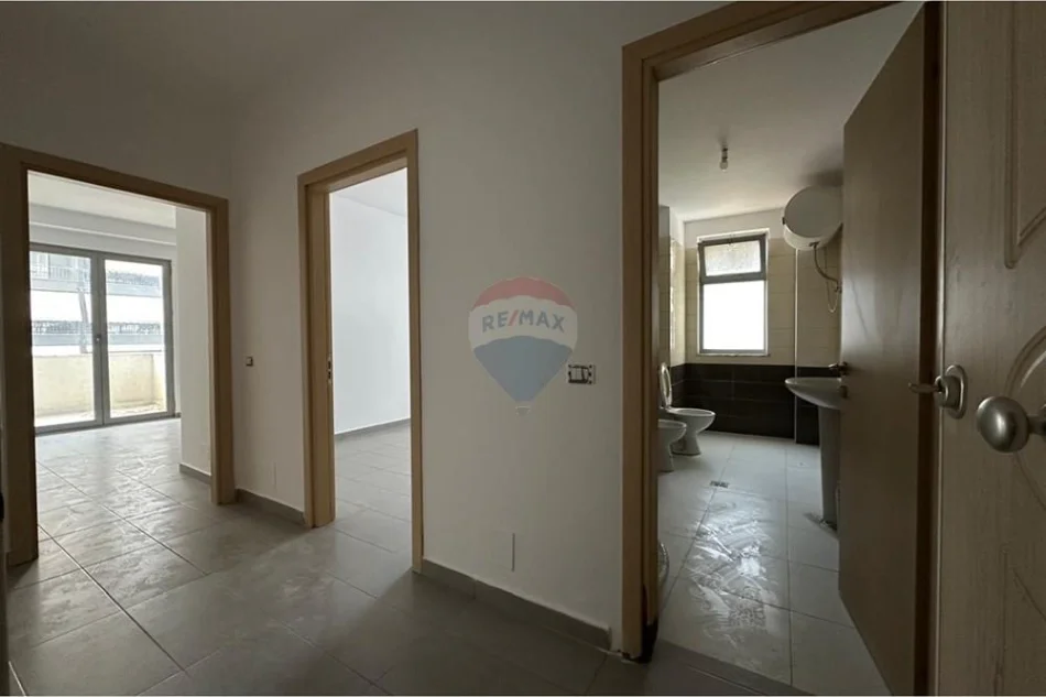 Tirane, shitet apartament , 104 m² 166.300 € 