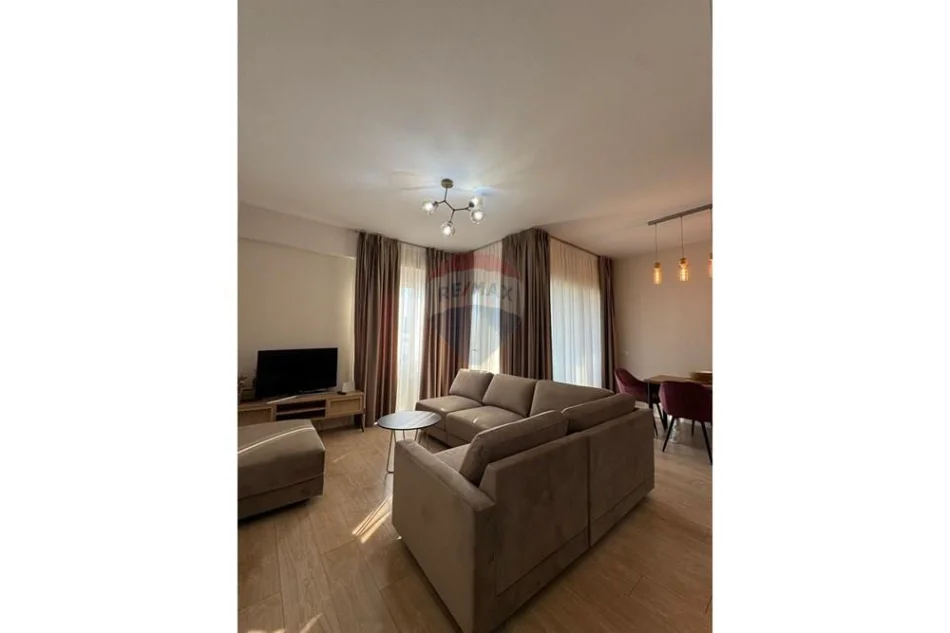Tirane, shitet , 95 m² 