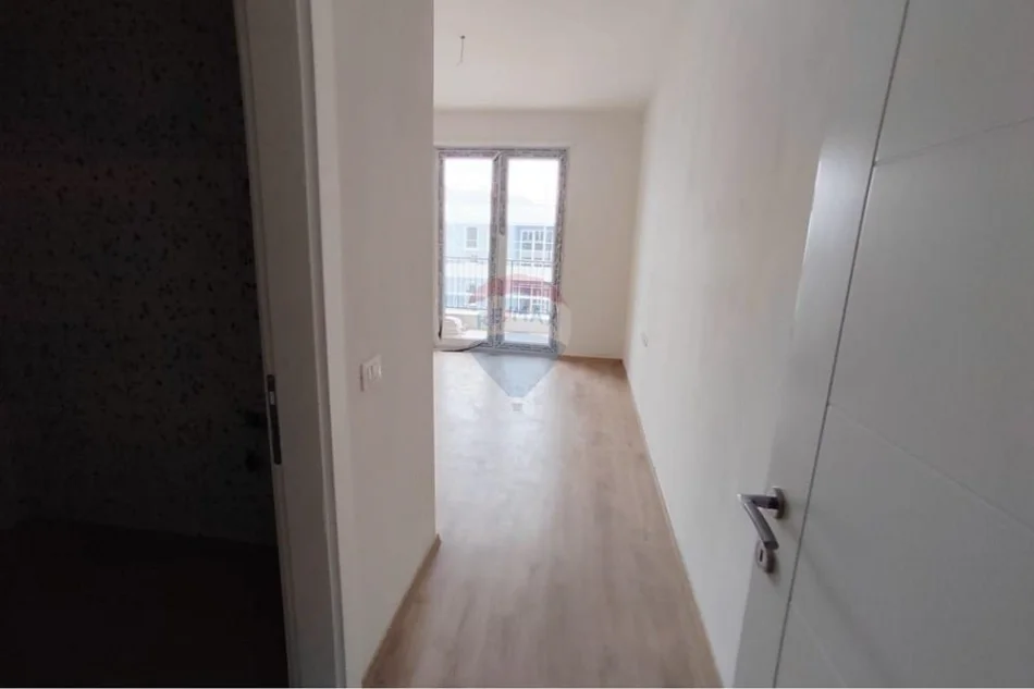 Tirane, shitet apartament , 106 m² 121.000 € (Univers City)