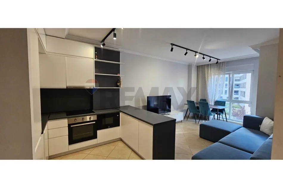 21 Dhjetori, Kompleksi Magnet, Japim me Qira Apartament 1+1 - 60000 Lek