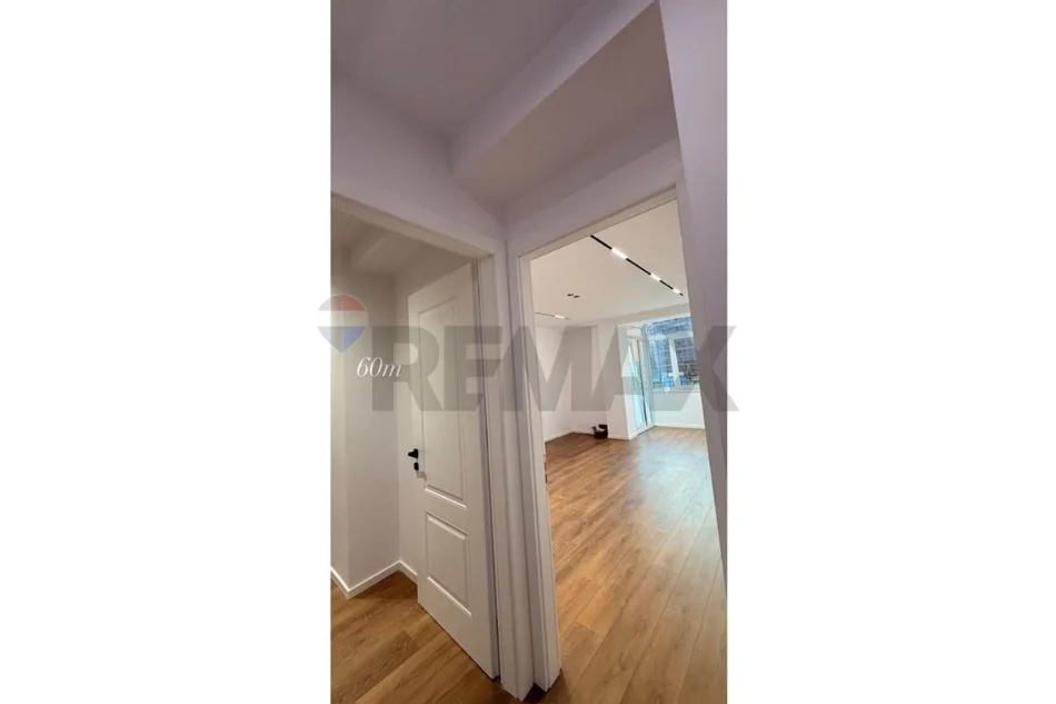 Tirane, shitet apartament 1+1 Kati 4, 60 m² 155.000 € (Rruga Frosina Plaku, Tiranë)