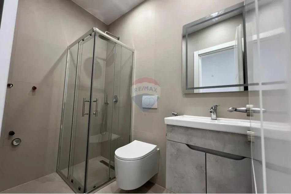 Tirane, shitet apartament 2+1 Kati 8, 97 m² 250.000 € 