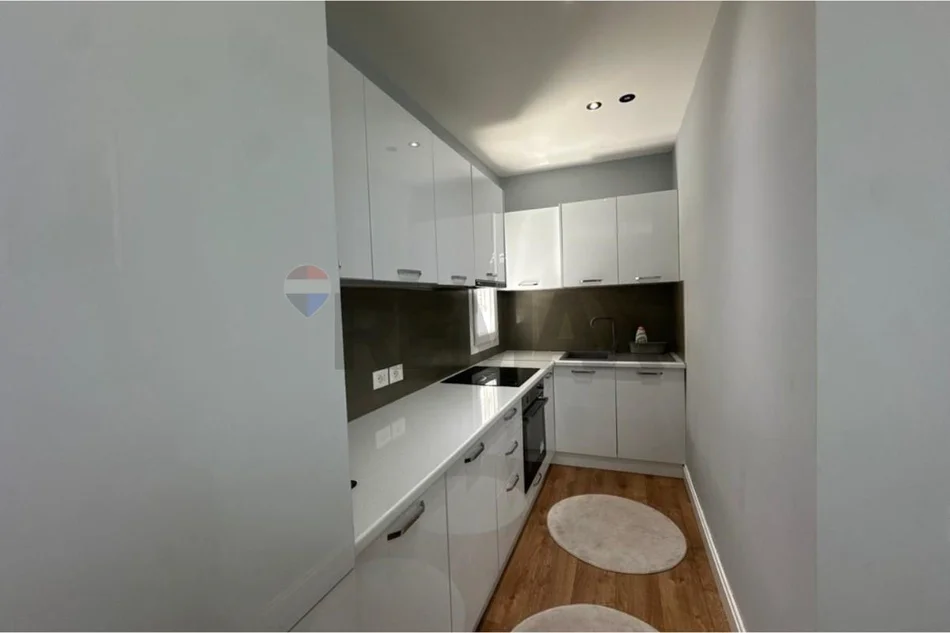 jepet me qera apartament 1+1 Kati 2, 100 m² 750 € (ISH PARKU)