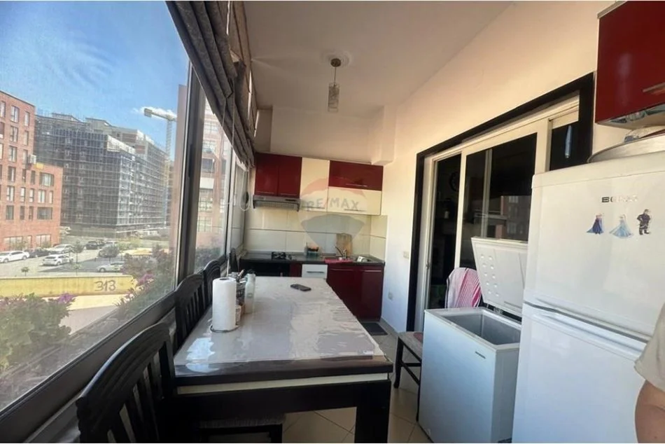Tirane, shitet apartament 2+1+Ballkon , 110 m² 186.000 € 
