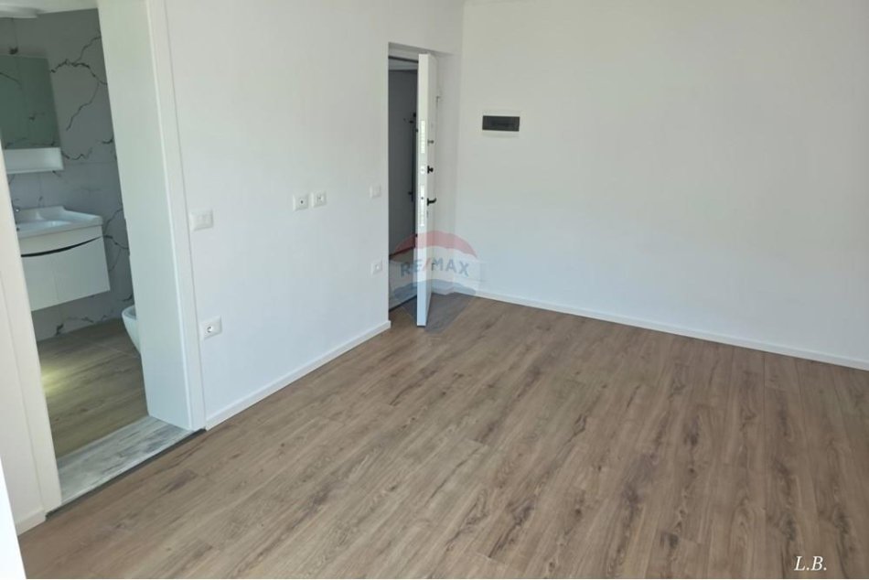 Tirane, shitet garsonier 1+1 Kati 3, 30 m² 95.000 € (Myslym Shyri, Tiranë (ID: 530221059-320)
