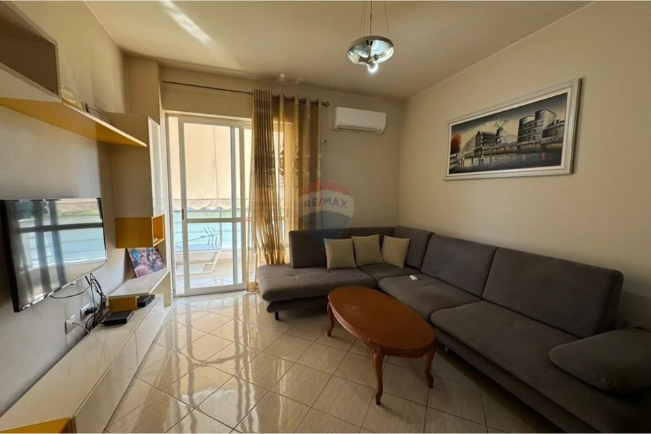 Tirane, shitet apartament 1+1 Kati 6, 61 m² 1.450.000 € 