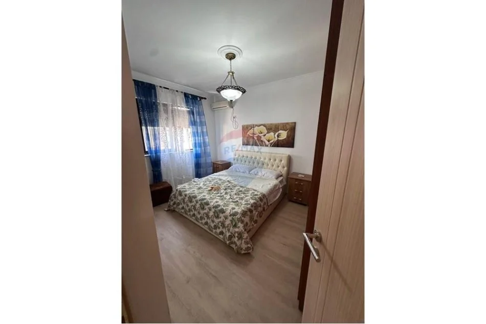 Tirane, shitet apartament 2+1 , 72 m² 147.000 € (Rruga Bardhyl)