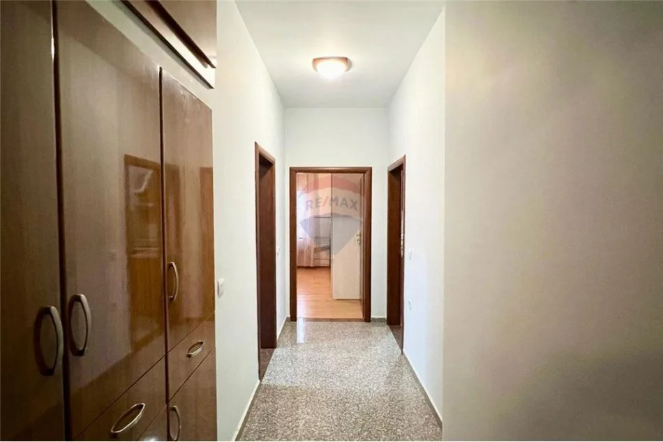 450 € (kinostudio)