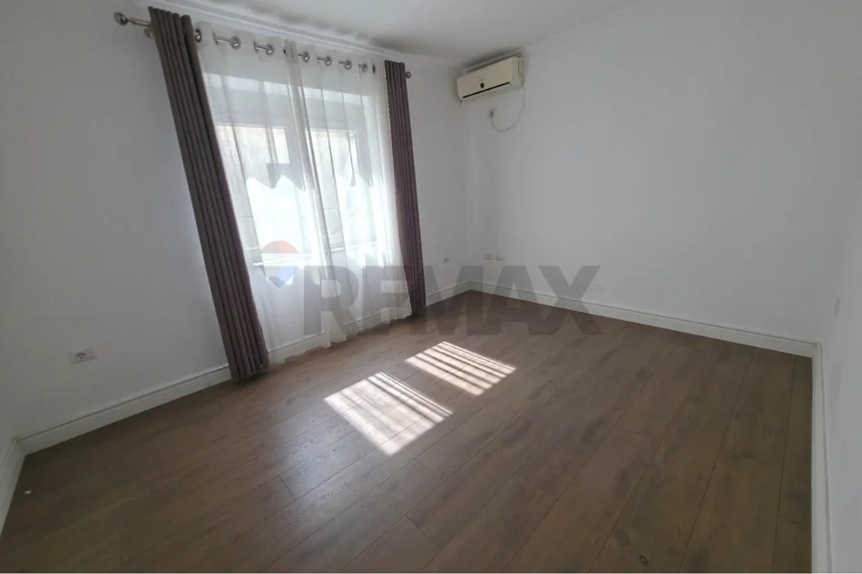 Tirane, jepet me qera , 145 m² 1.100 € 
