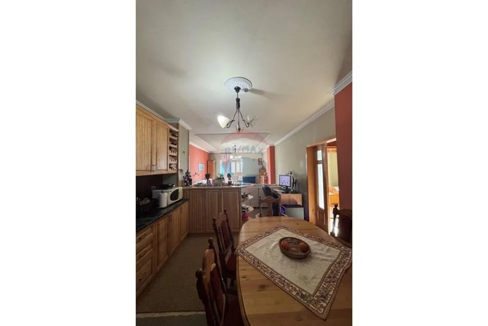 Tirane, shitet apartament 2+1 Kati 5, 118 m² 140.000 € (ID: 530261056-181)