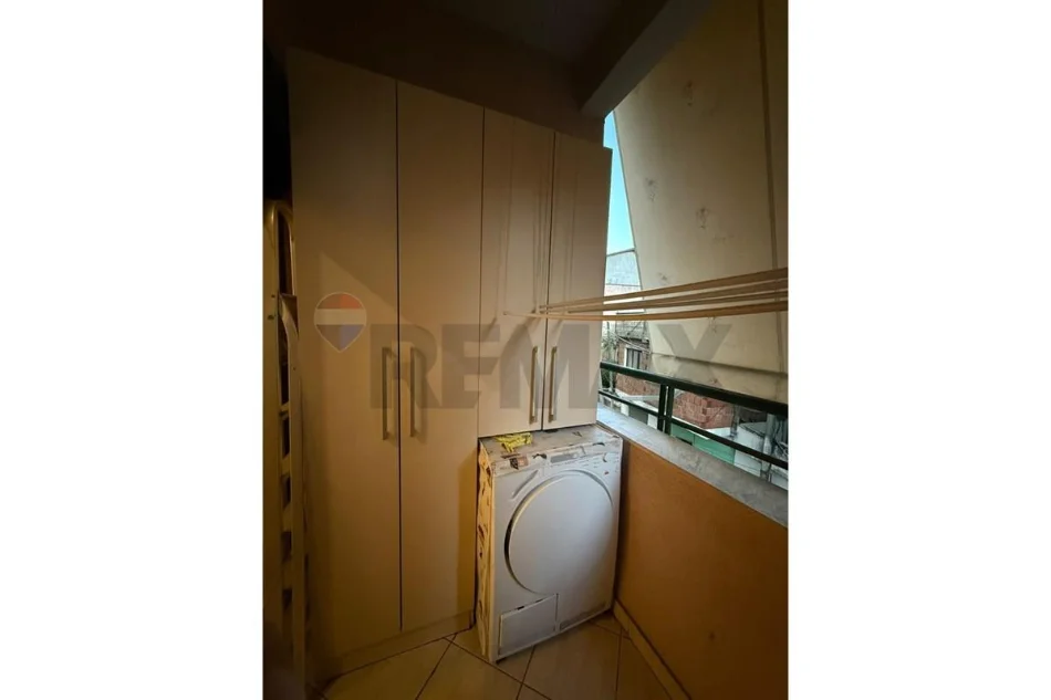 Tirane, jepet me qera 2+1 , 73 m² 650 € (Rruga Tefta Tashko)