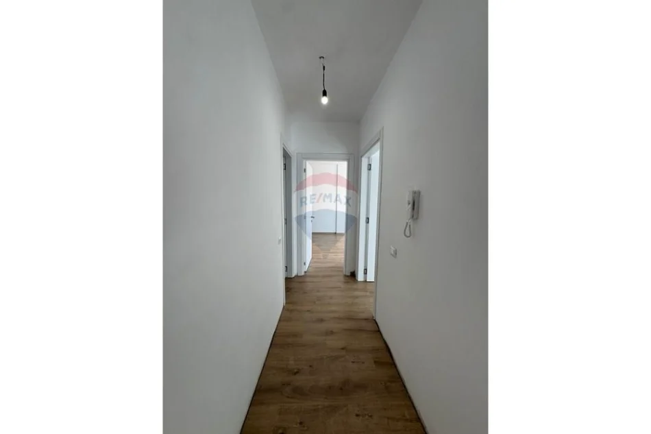 Tirane, shitet apartament , 87 m² 168.750 € 