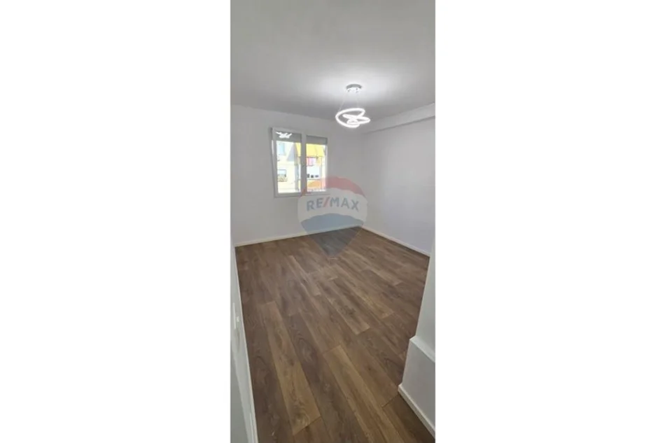 Tirane, shitet apartament , 61 m² 140.000 €