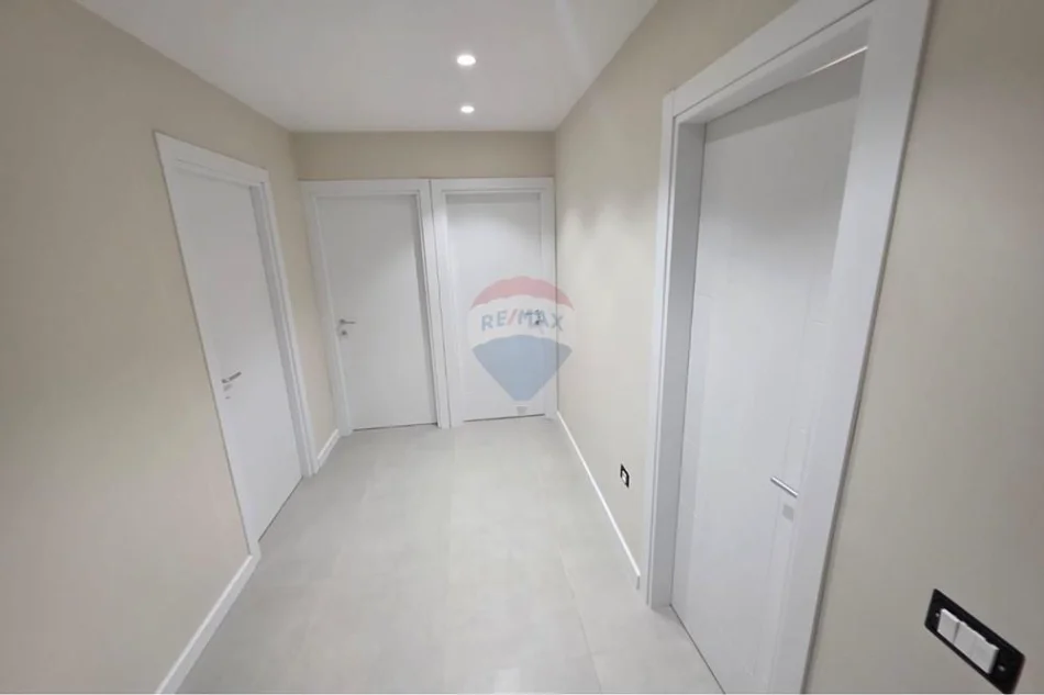 Tirane, shitet apartament , 75 m² 165.000 € 