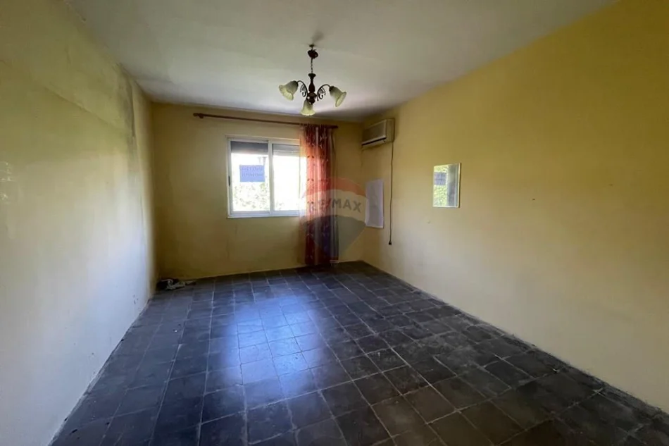 Tirane, shitet apartament 2+1+Ballkon Kati 3, 75 m² 147.000 € (Ali demi)