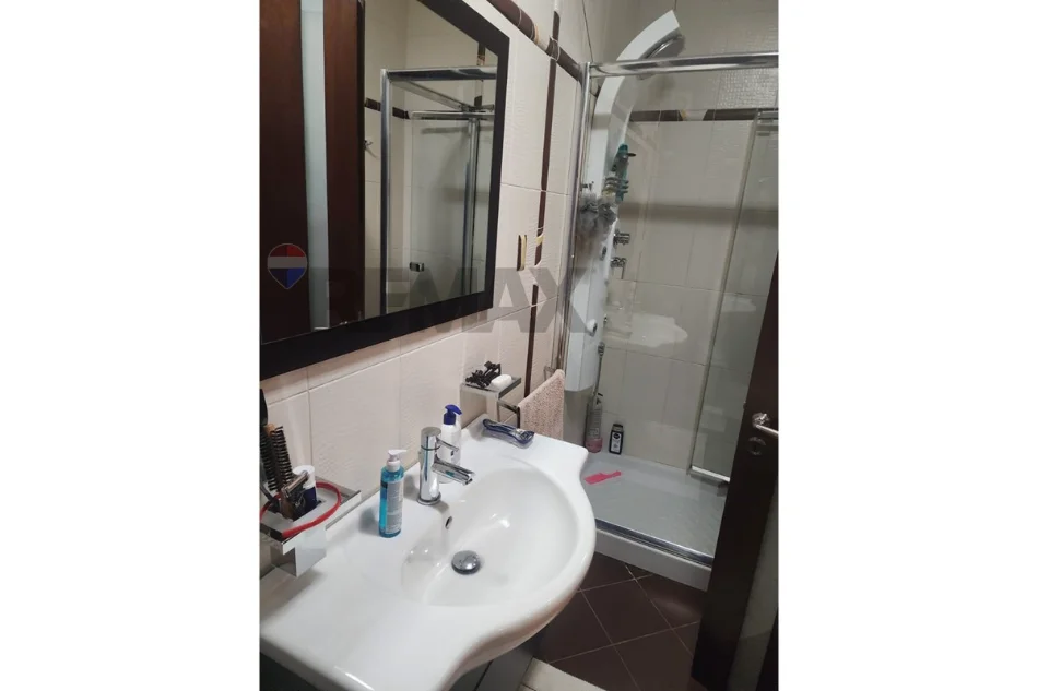 Tirane, shitet apartament , 108 m² 270.000 € 