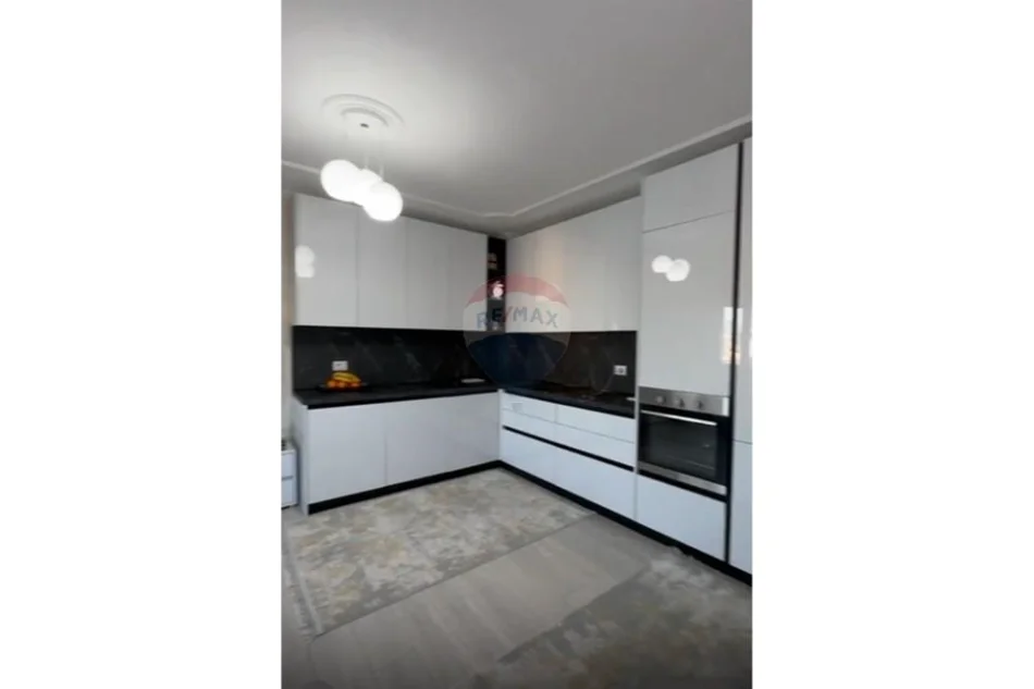 Jepet me qira apartament 2+1, Bulevardi Gjergj Fishta