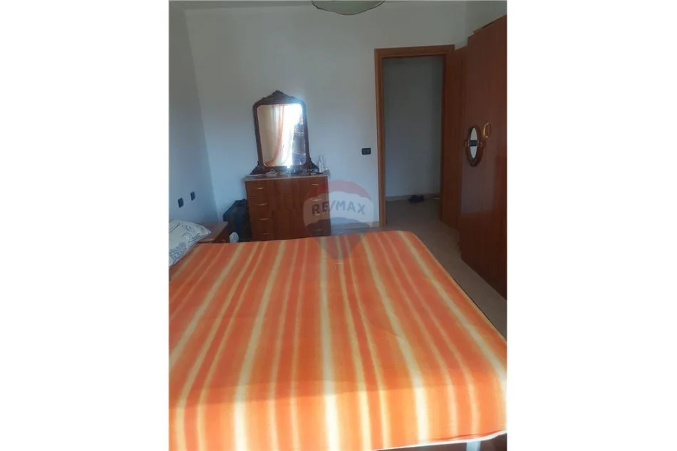 Durres, shitet 1+1 Kati 4, 88 m² 110.000 € 