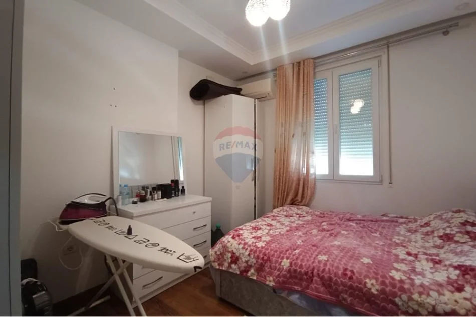 shitet apartament 2+1+Ballkon , 106 m² 220.000 € (5 maj)
