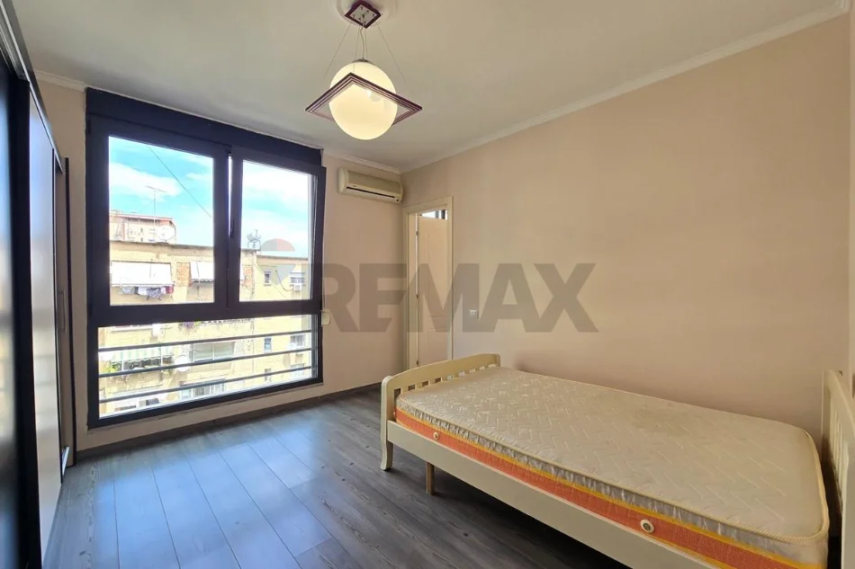 Tirane, jepet me qera apartament , 95 m² 1.000 € 