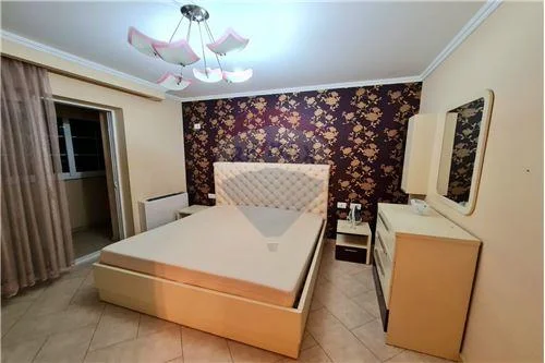 Tirane, jepet me qera apartament 1+1 , 87 m² 500 € (Rruga Ndre Mjeda - 21 Dhjetori, Shqipëri)