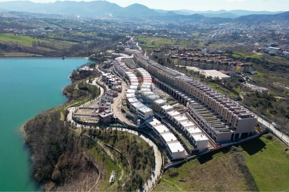 Tirane, shitet Vile , 247 m² 522.246 € 