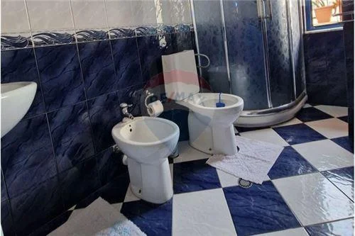 Apartament 2+1+2 ne shitje tek Riviera,Vlore