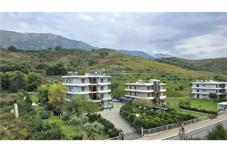 Radhime - Orikum, shitet apartament 2+1 Kati 5, 110 m² 330.000 € (Rradhimë, Vlorë)