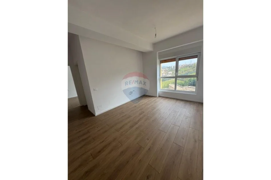 Tirane, shitet apartament , 55 m² 95.000 € (Kompleksi Mangalem, Tiranë)