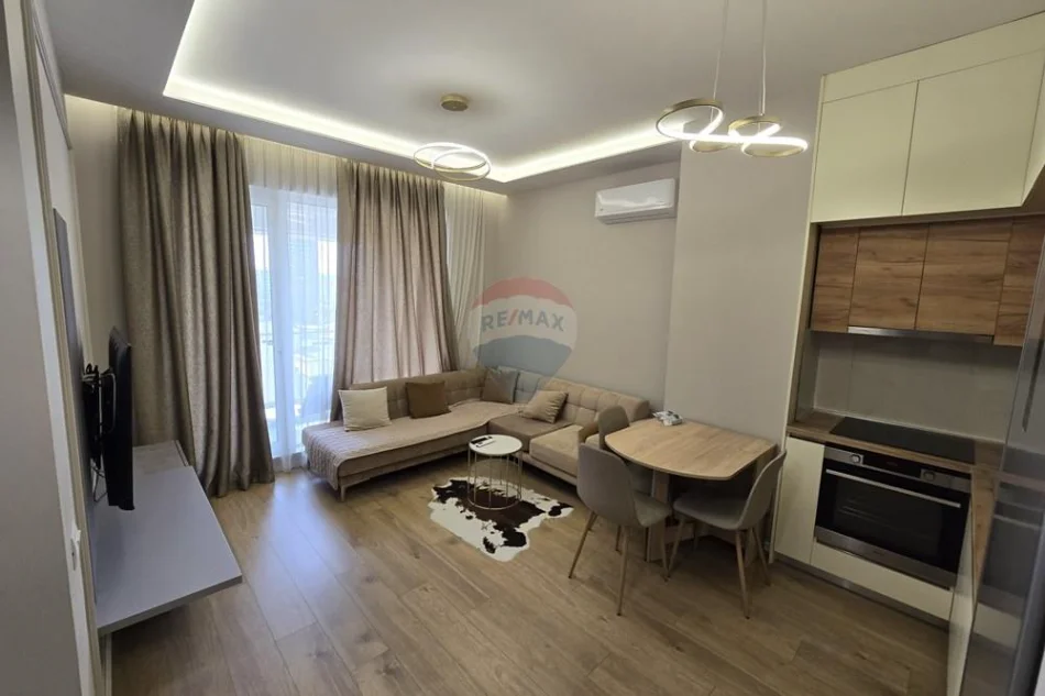 Tirane, jepet me qera apartament , 70 m² 630 € 
