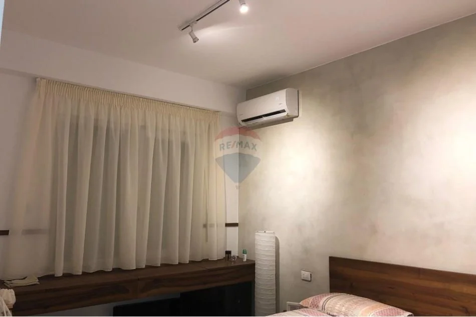 Tirane, jepet me qera apartament 1+1+Ballkon , 700 € 