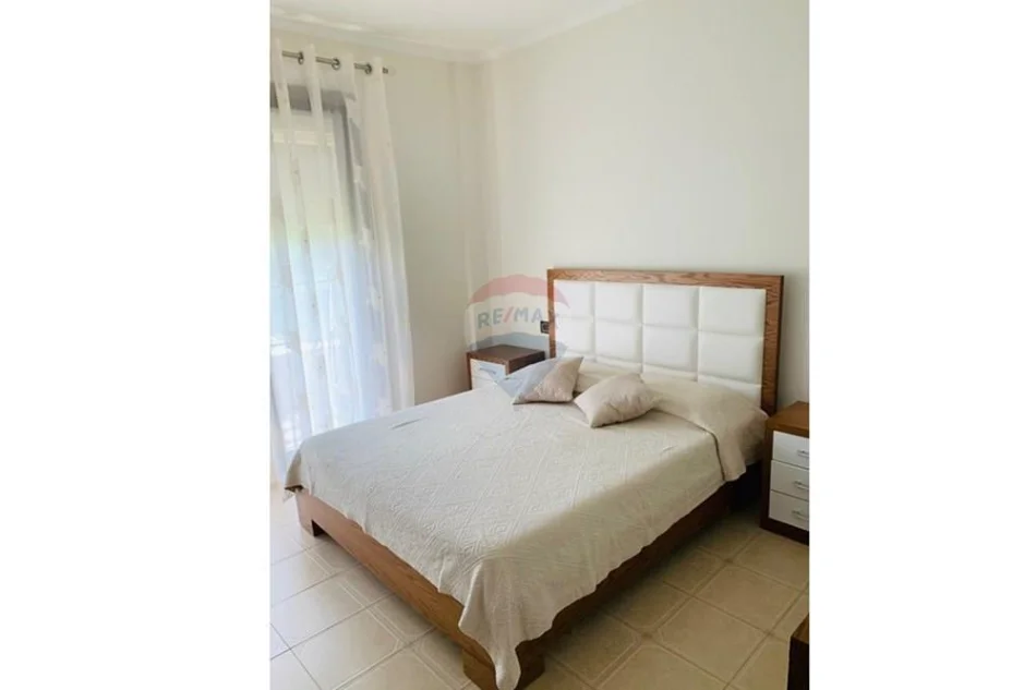 Tirane, jepet me qera apartament 1+1+Ballkon , 60 m² 620 € (Kopshti Zoologjik)