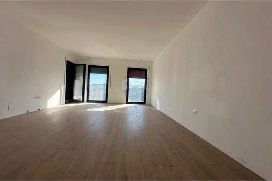 Tirane, shes apartament 2+1 Kati 7, 112 m² 250.000 € 
