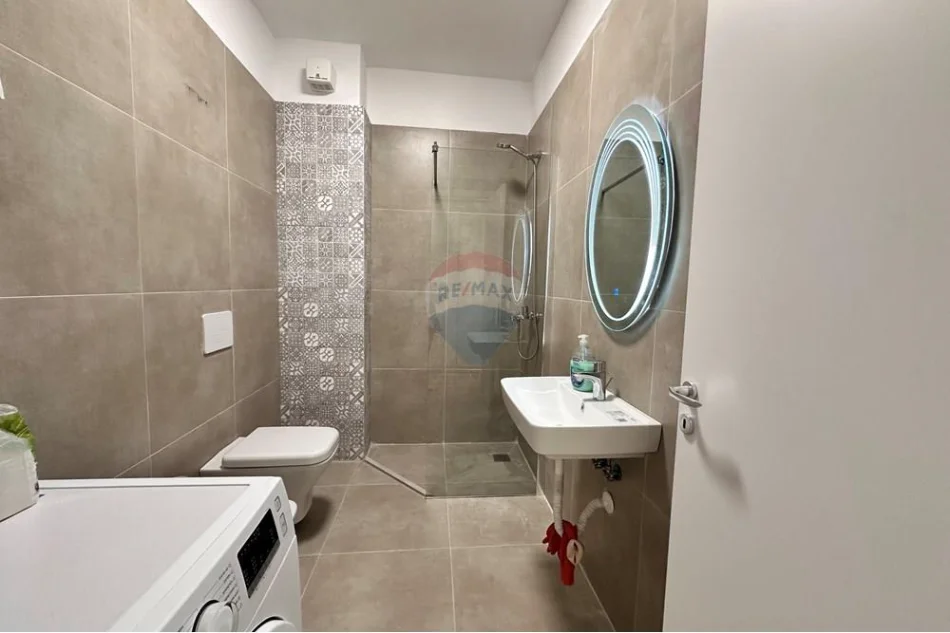 Tirane, jepet me qera apartament , 60 m² 700 € 