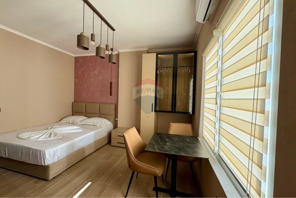 Tirane, shitet garsonier 1+1 Kati 8, 61 m² (myslym shyr)