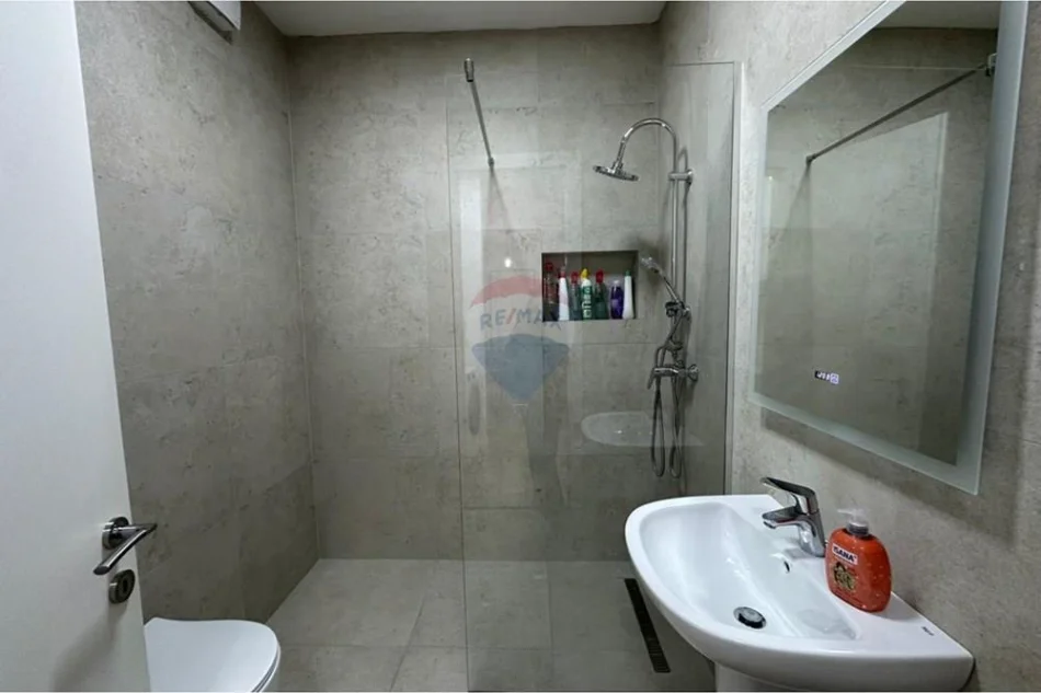 Tirane, jepet me qera apartament , 73 m² 750 € 