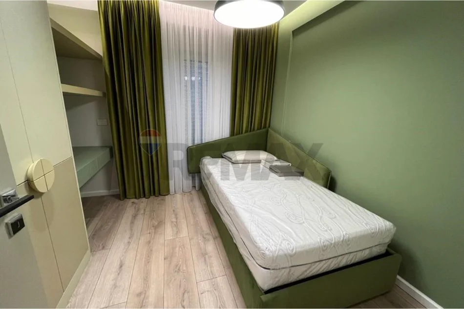 Tirane, jepet me qera apartament , 144 m² 1.500 € 