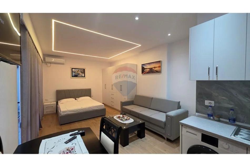 Vlore, jepet me qera garsonier 1+1 Kati 0, 30 m² 250 € (Pran Shkolles Halim Xhelo, Vlore)