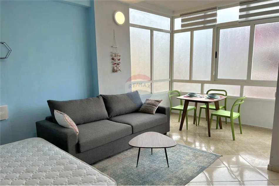 Vlore, shitet garsonier 1+1 Kati 9, 42 m² 86.000 € (Rruga Kosova, Skele, Vlore)