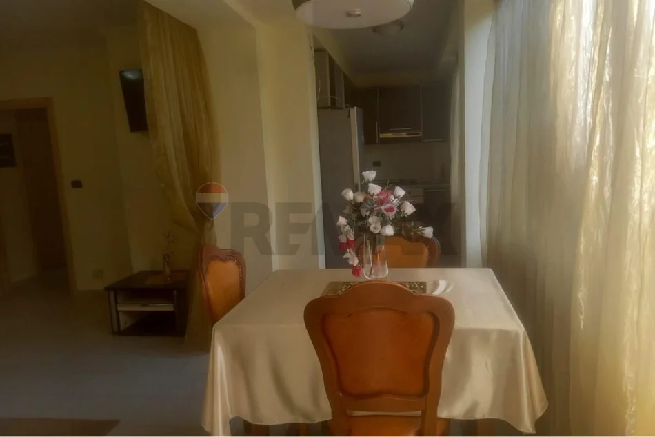 Tirane, jepet me qera apartament , 90 m² 600 € 