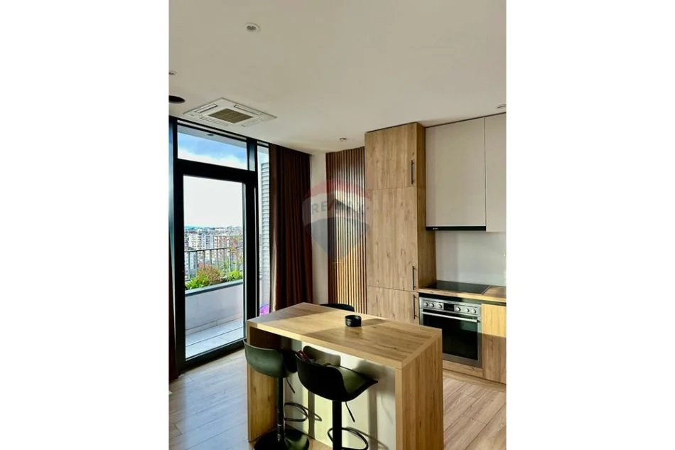 Tirane, shitet apartament , 125 m² 550.000 €