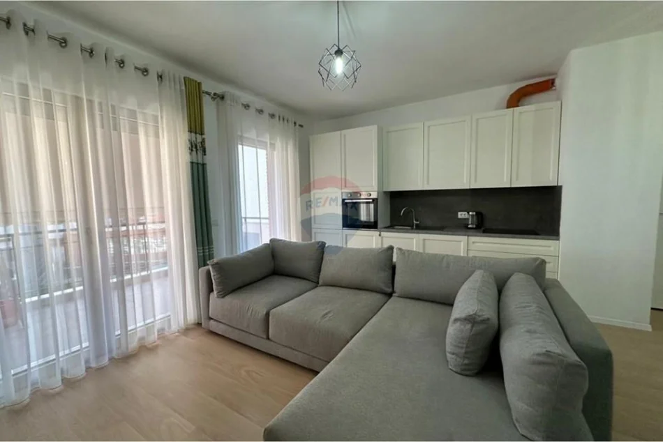 Shqiperi, jepet me qera apartament , 77 m² 750 € (Kompleksi Delijorgji)