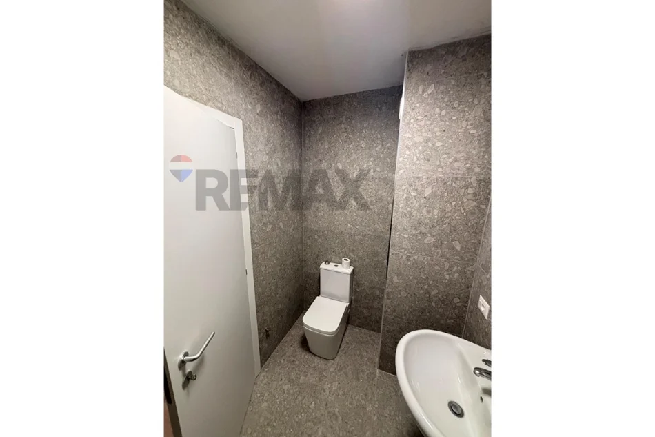 Tirane, shitet apartament 1+1 Kati 5, 69 m² 12.000.000 LEK (Rruga e Dajtit)