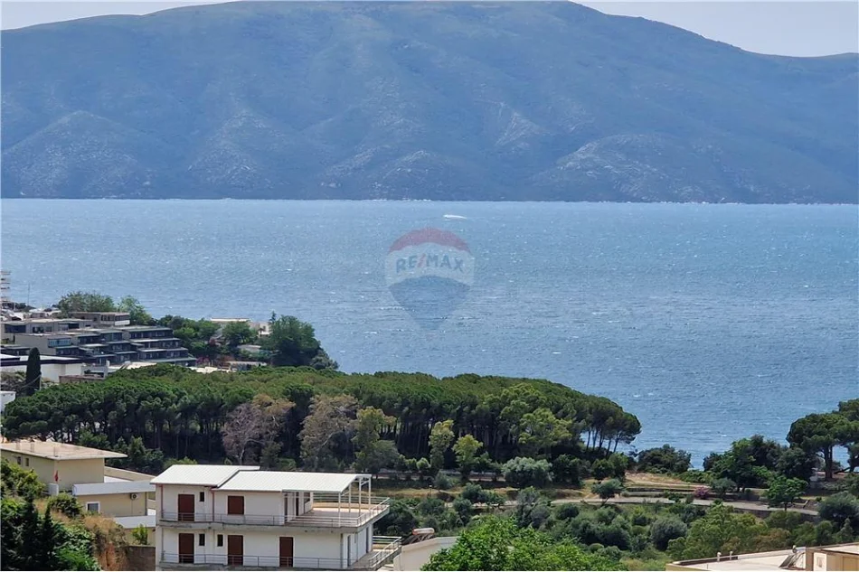 Vlore - Lungomare, shitet apartament 1+1 Kati 3, 60 m² (Rruga Dhimitër Konomi, Vlore)