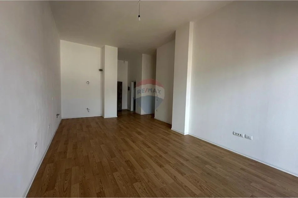 Tirane, shitet apartament , 123 m² 415.700 € 