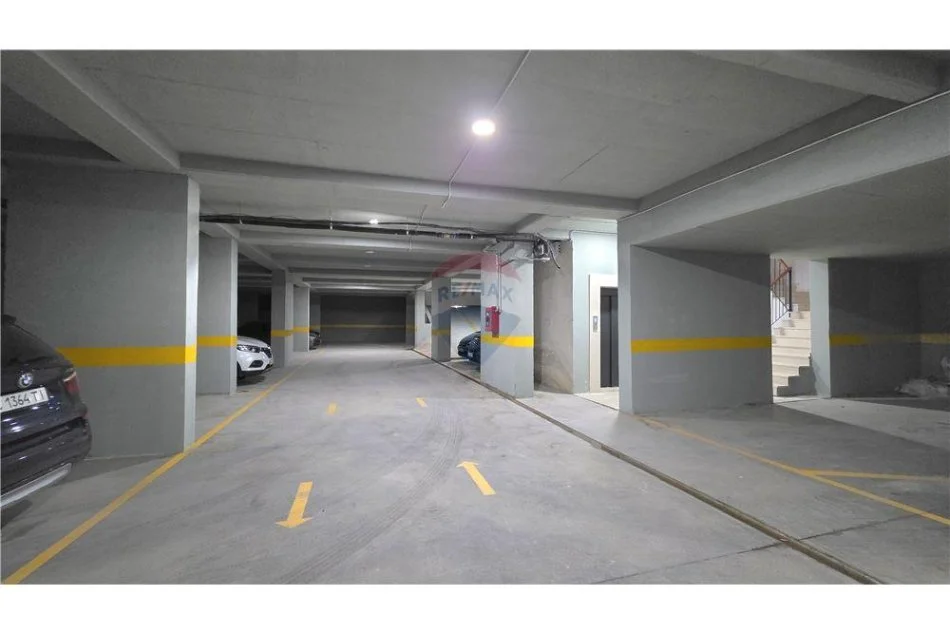 Vlore, shitet apartament 4+1 Kati 7, 102 m² 280.000 € (Pas Da Vinci - Lungo Mare, Vlorë)