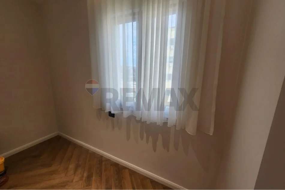 Tirane, shitet apartament , 105 m² 250.900 € 