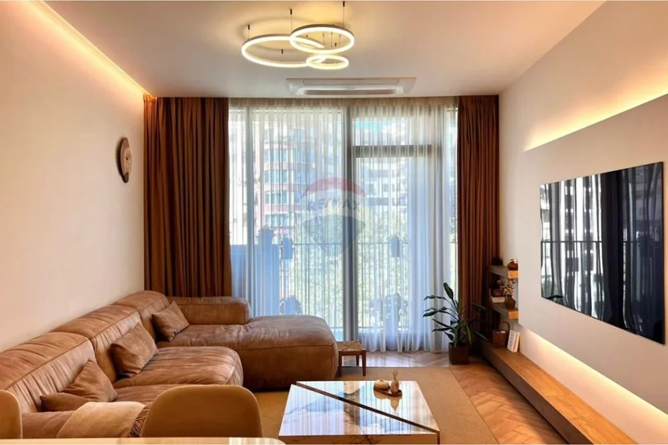 Tirane, shitet apartament 3+1 , 126 m² 650.000 € (Rruga e Kosovarëve, Tiranë)