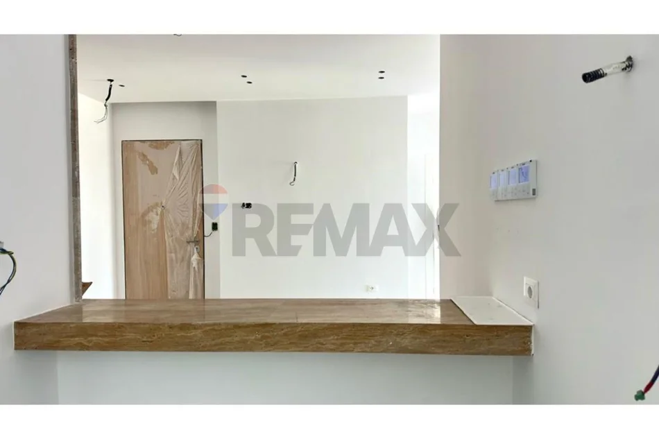 Tirane, jepet me qera , 173 m² 5.000 € 